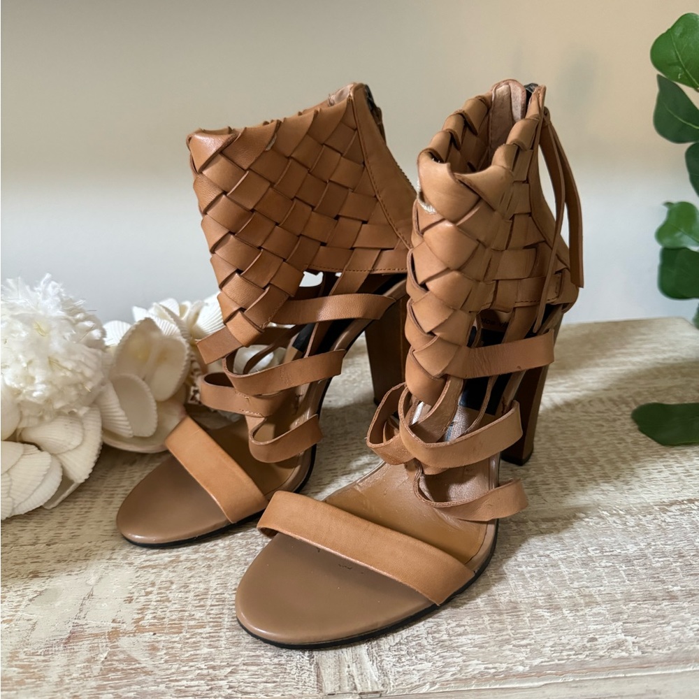Dolce Vita Tan Neutral Heels